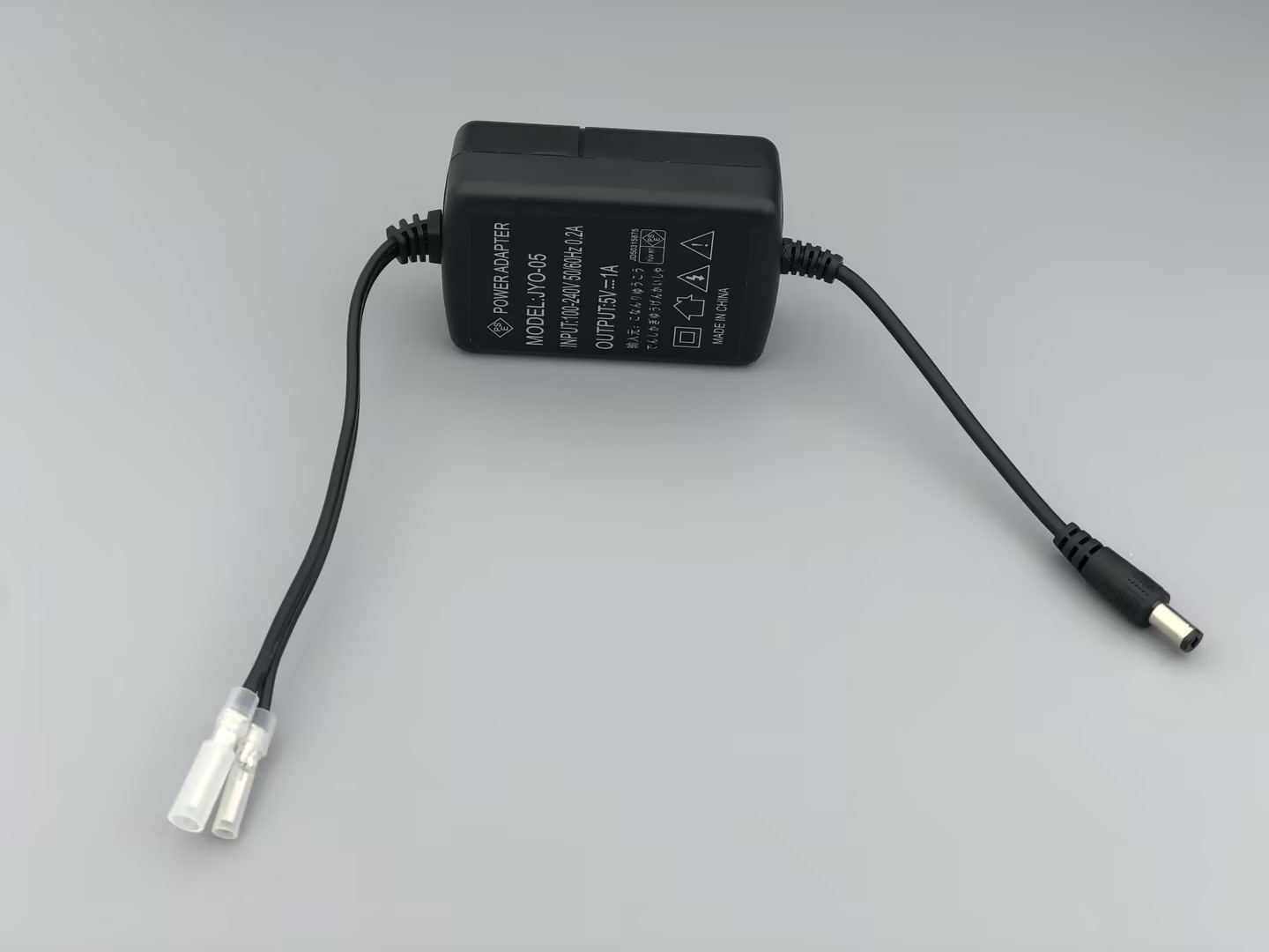 日規(guī)正標(biāo)中間適配器5V1A